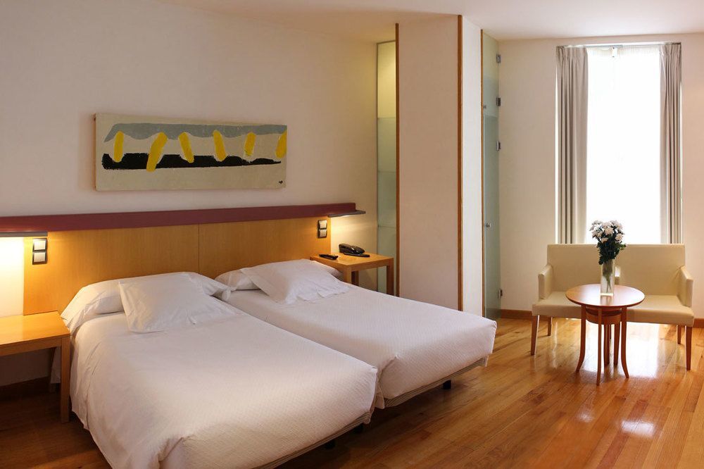 Hotel Nochendi Onís Extérieur photo